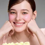 رژگونه استیکی شیگلم مدل Bliss Blush